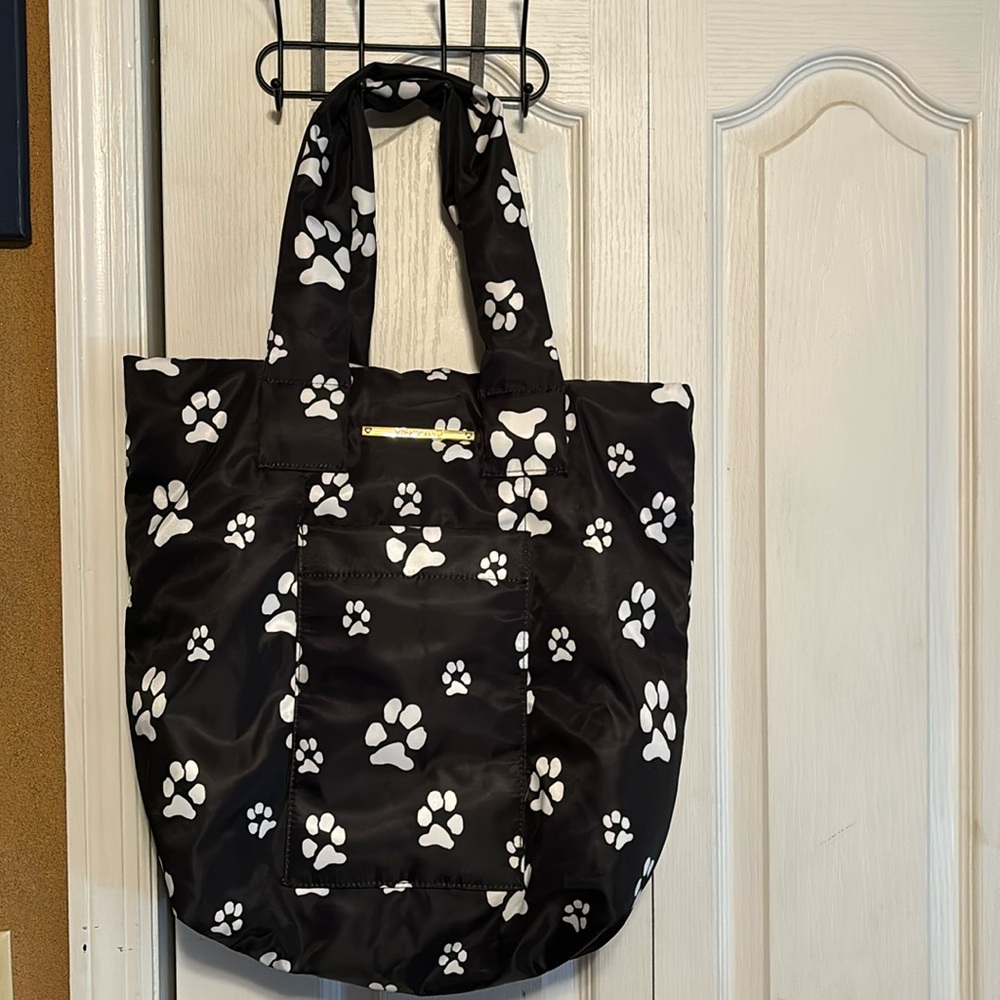 Betsey Johnson white black nylon paw print inner pockets soft tote handbag